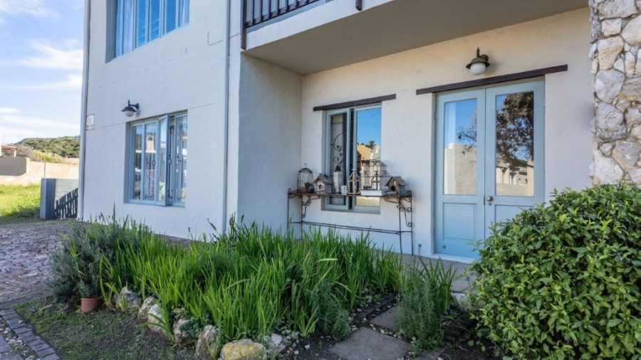 4 Bedroom Property for Sale in Stilbaai Wes Western Cape